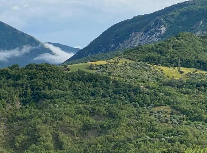Mastro Renzo Tour Naturalistico Enogastronomico Landhaus *