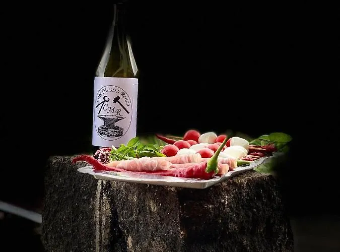 Mastro Renzo Tour Naturalistico Enogastronomico 乡村民宿