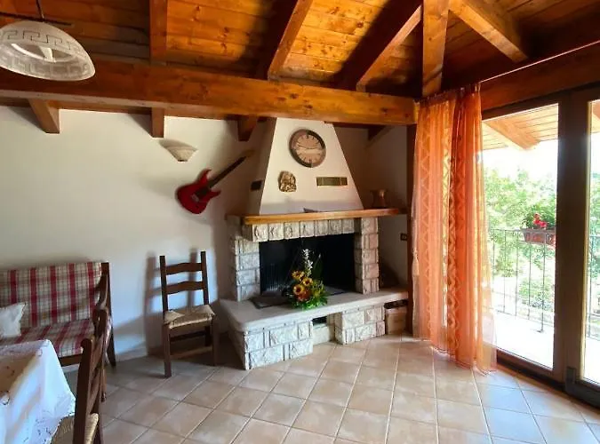 Mastro Renzo Tour Naturalistico Enogastronomico Casa rural *