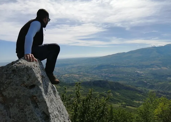 Mastro Renzo Tour Naturalistico Enogastronomico *